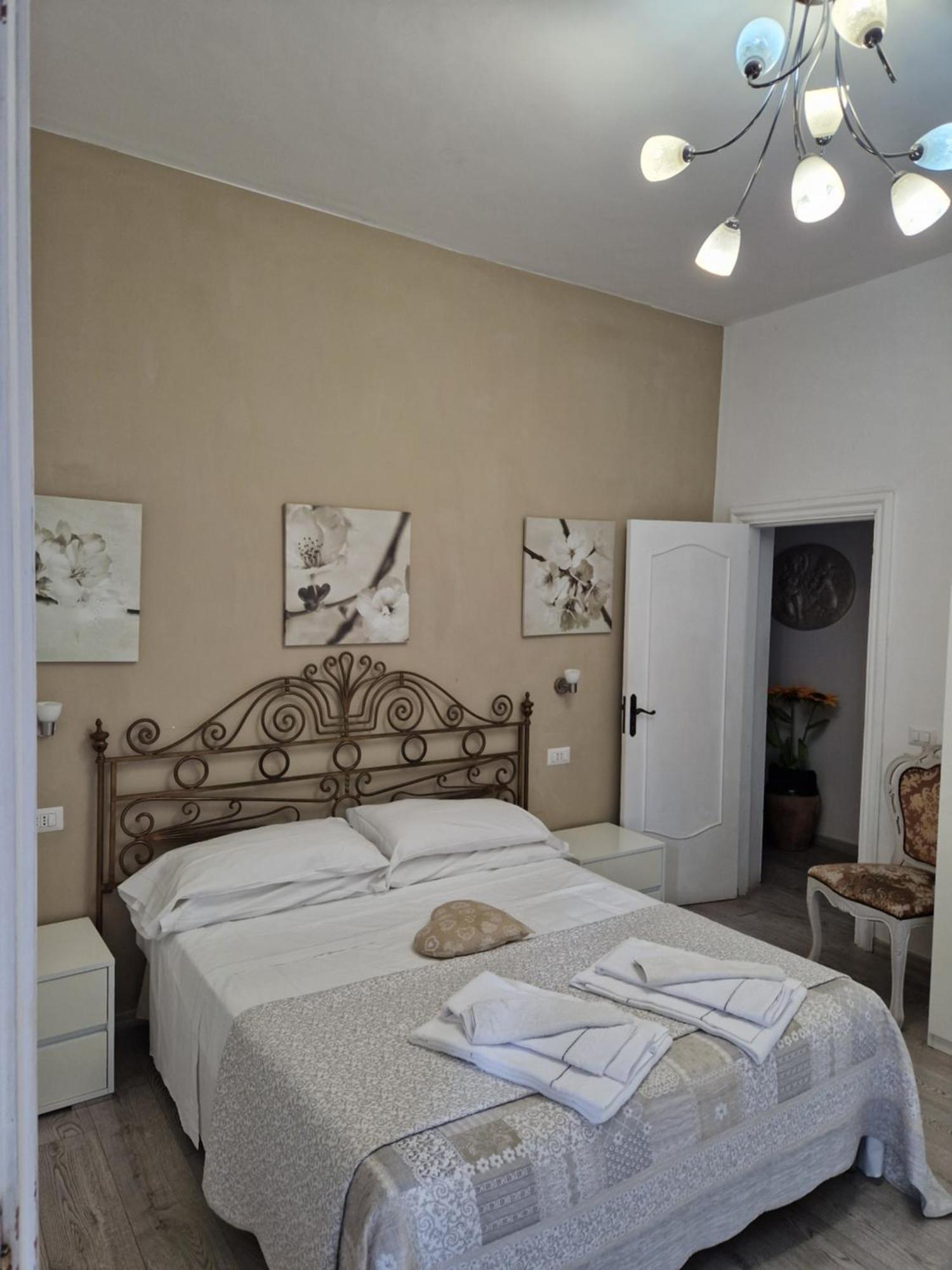Affittacamere Cecco Rooms ラヴェッロ エクステリア 写真