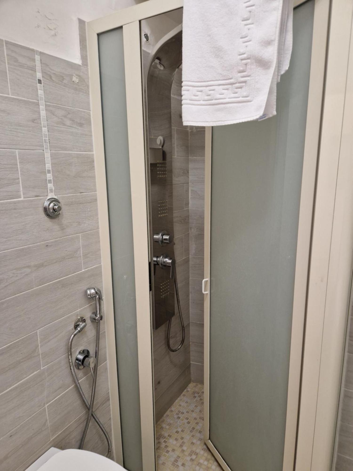 Affittacamere Cecco Rooms ラヴェッロ エクステリア 写真