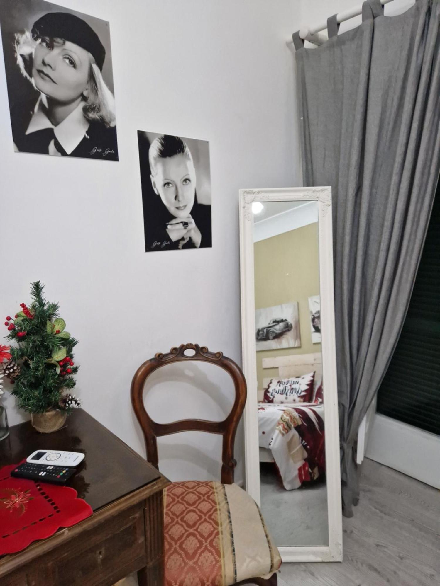 Affittacamere Cecco Rooms ラヴェッロ エクステリア 写真
