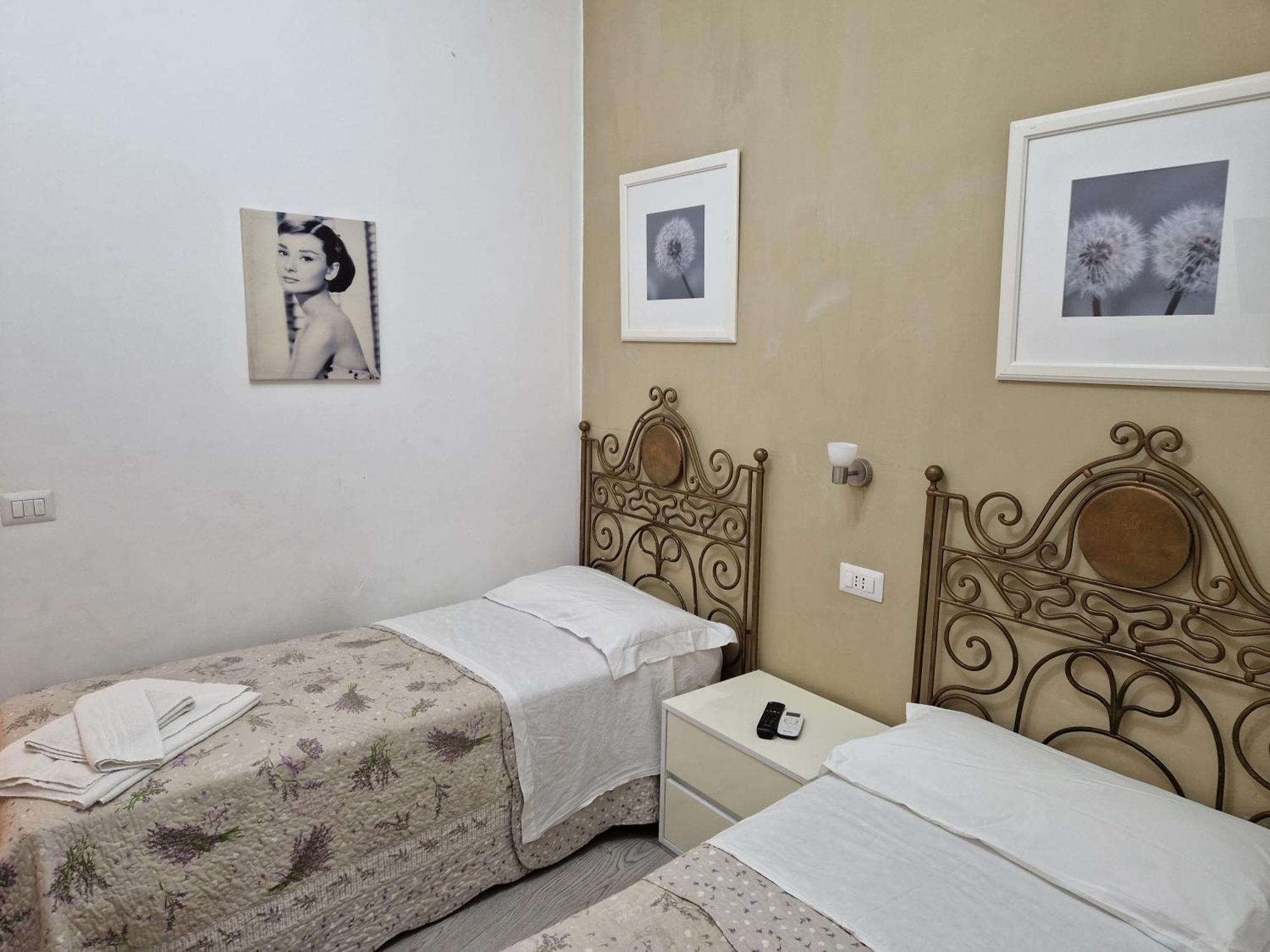 Affittacamere Cecco Rooms ラヴェッロ エクステリア 写真
